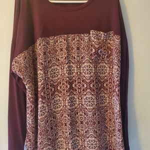 Burgandy top